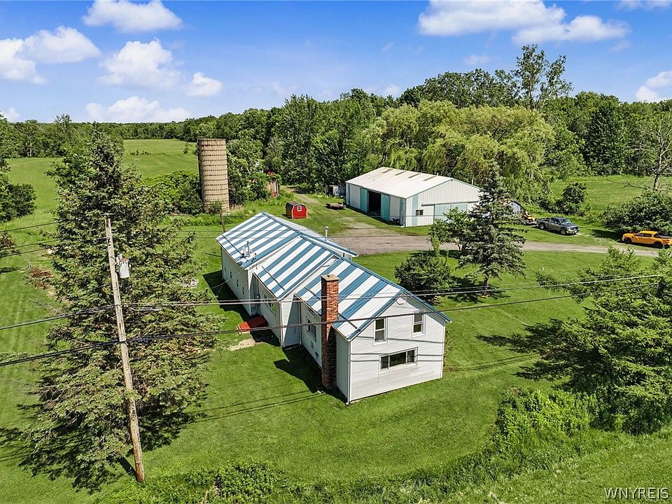 1st image of 2983 Crittenden Rd