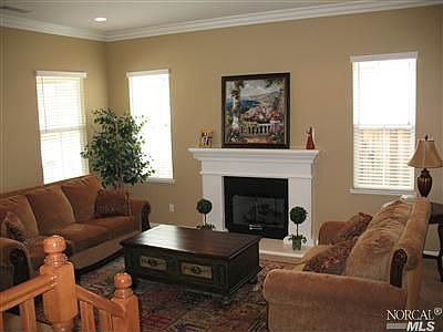 3rd image of 174 Sonoma Creek Way
