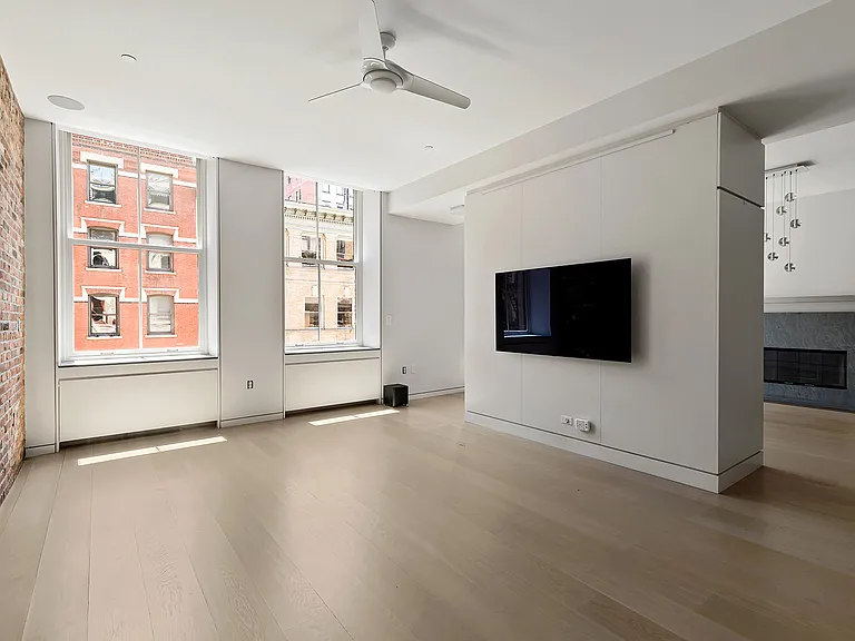 35 N Moore St #5C — Photo 9