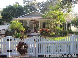 627 Scotland St, Dunedin, FL 34698
