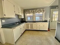 98 Highland Ave — Photo 14