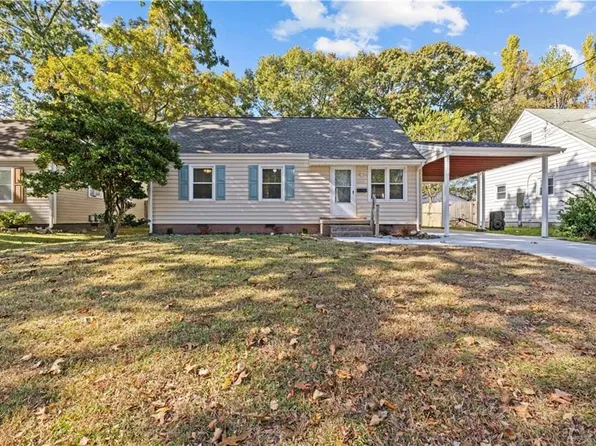 8251 Fernwood Dr, Norfolk, VA 23518