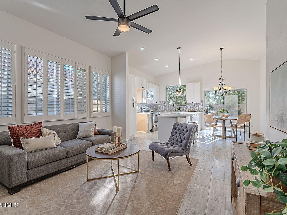 1st image of 4405 E CHAPAROSA Way