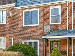 6834 Selfridge St, Forest Hills, NY 11375