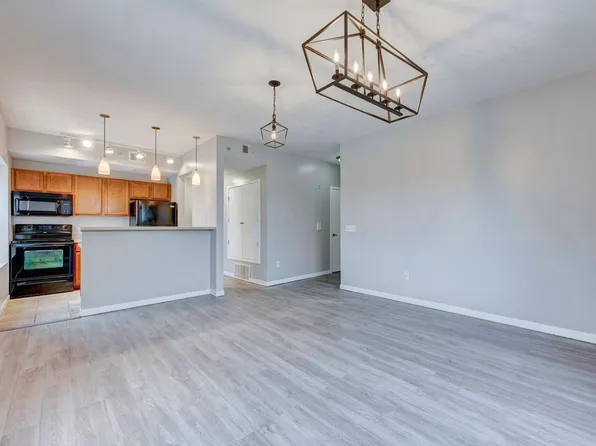 204 Paxton Ct APT 1, Omaha, NE 68131