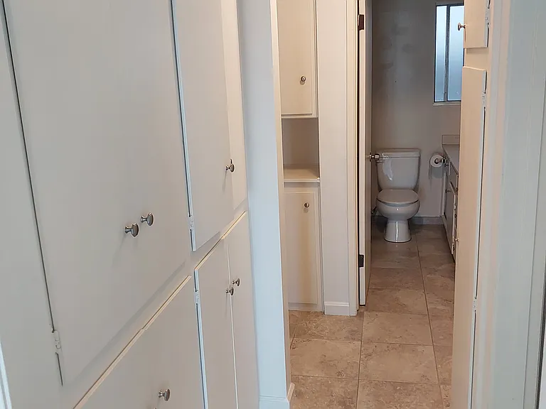 663 W 29th St #3 — Photo 9
