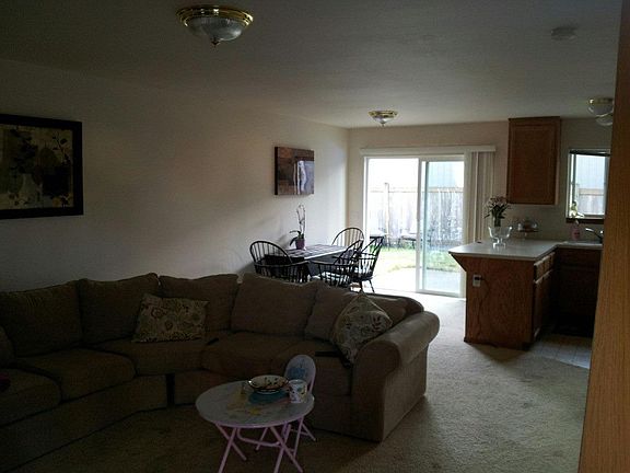 5th image of 8401 To 8403 191st St E