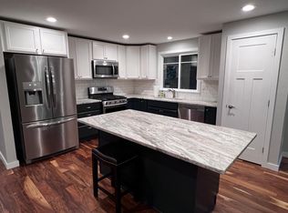 515 Willow Rd, Bellingham, WA 98225