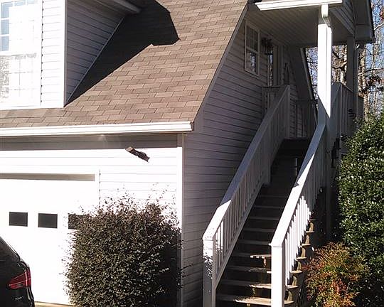 3rd image of 198 NW Riverbend Dr
