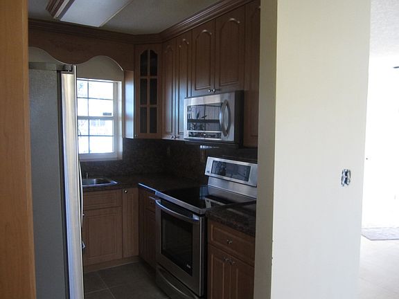 4th image of 3050 NW 186th Ter