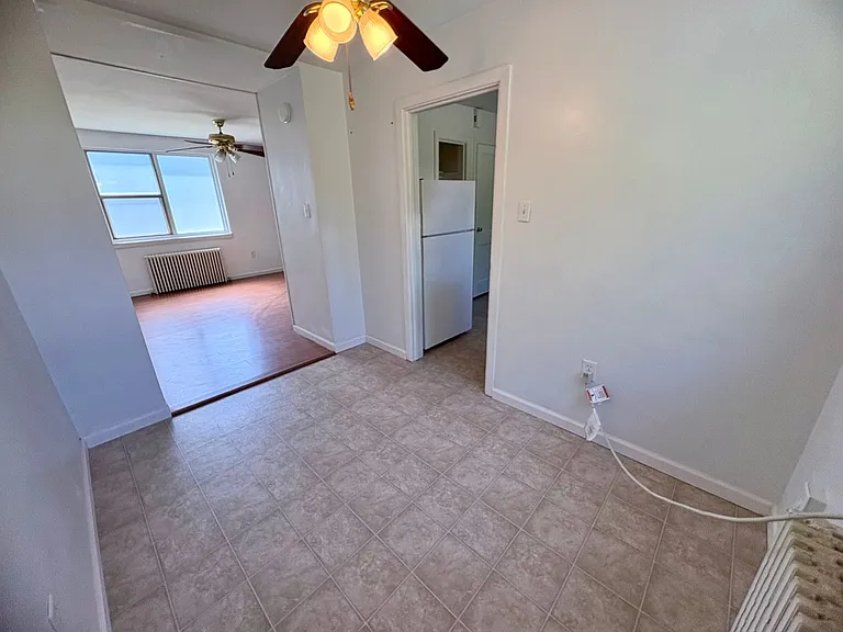767 Clermont Ave — Photo 10