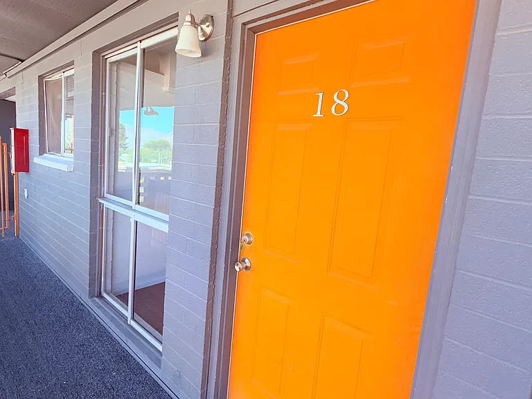 CATALINA VISTA APARTMENTS — Photo 57