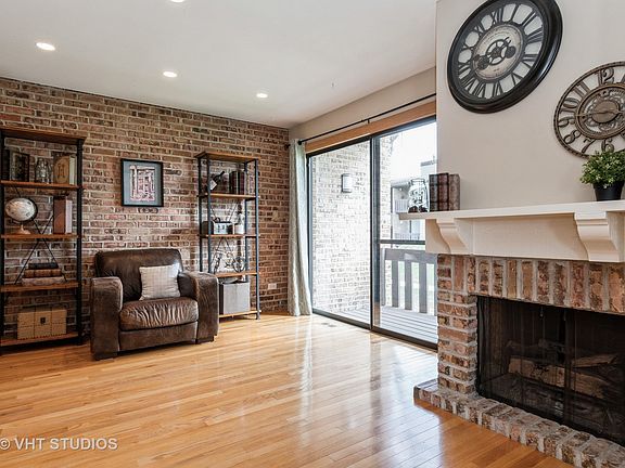 5th image of 324 Sheridan Dr APT 1A