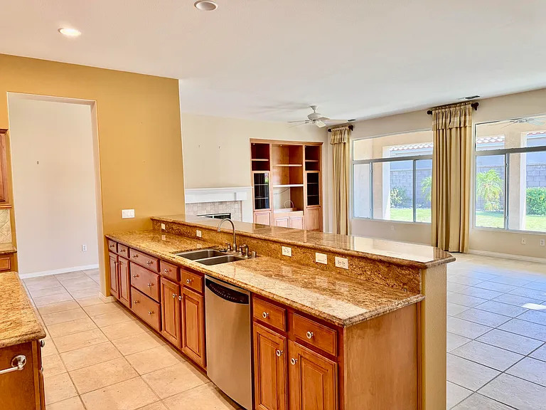 78768 Yellen Dr — Photo 7