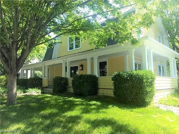 2nd image of 506 Main St NW