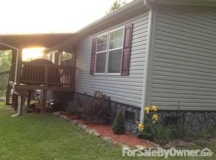 621 Hope Acres Rd, Elkview, WV 25071