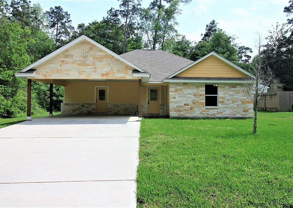 1st image of 10910 Royal Magnolia Dr