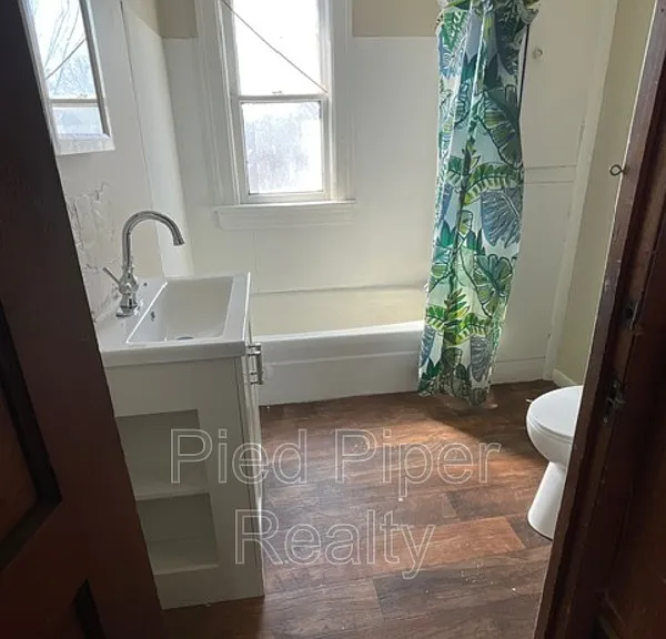 434 1/2 S State Ave — Photo 13
