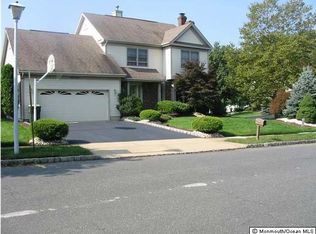 1 Nathan Dr, Old Bridge, NJ 08857