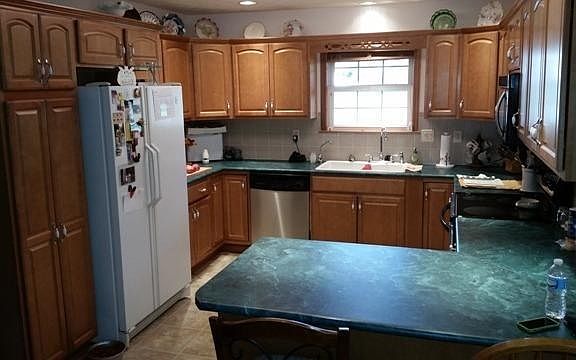 2nd image of 15 Canyon Ct