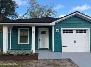 256 AQUARIUS Circle N, Jacksonville, FL 32216