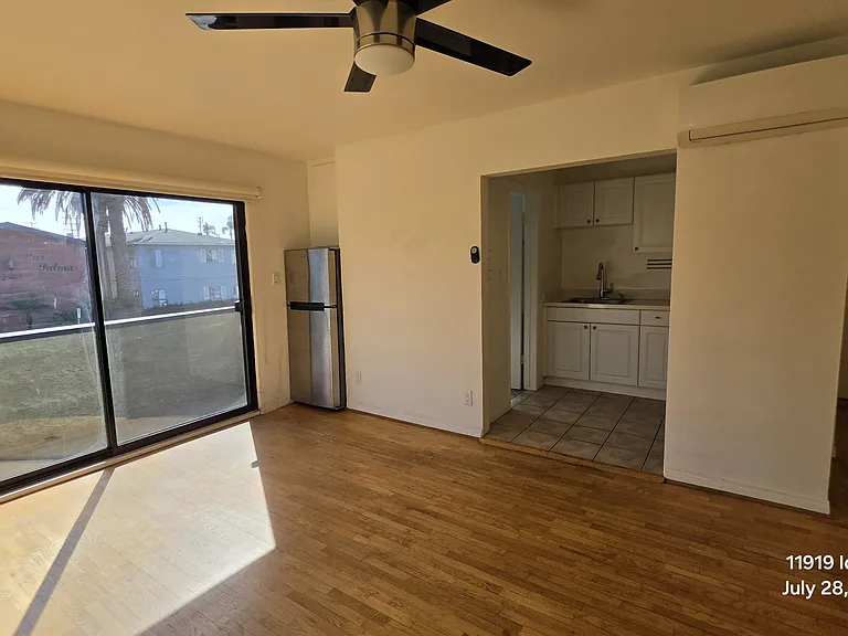 11919 Idaho Ave #4 — Photo 3