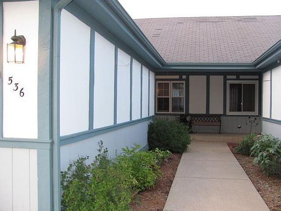 3rd image of 536 W Cumberland Ct #85