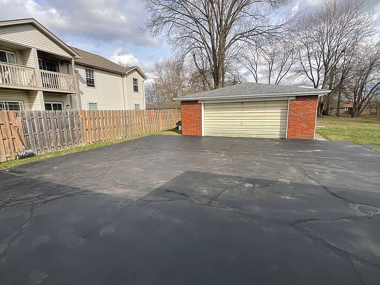 726 Mauro Cir #726 — Photo 31
