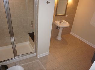 201 Ambriance Dr, Burr Ridge, IL 60527