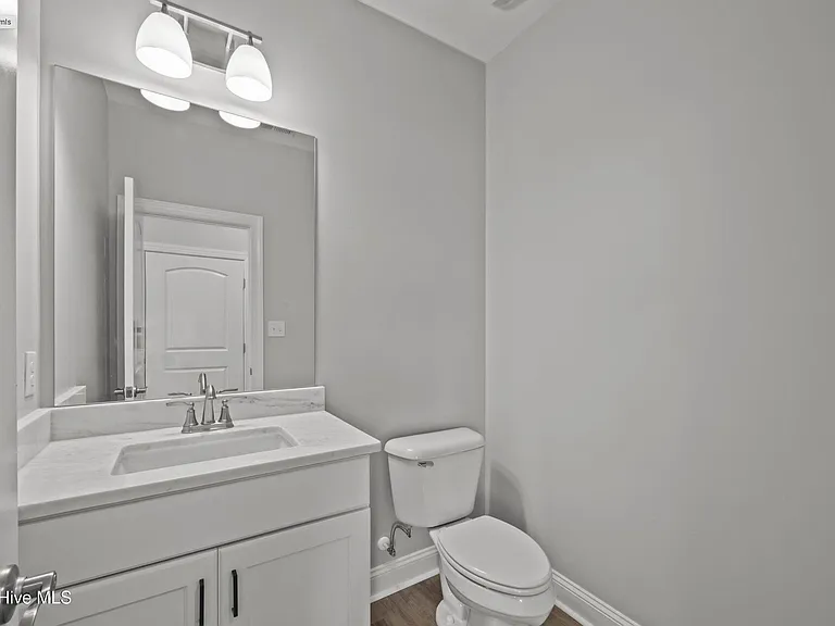 319 Taylorwood Dr — Photo 8