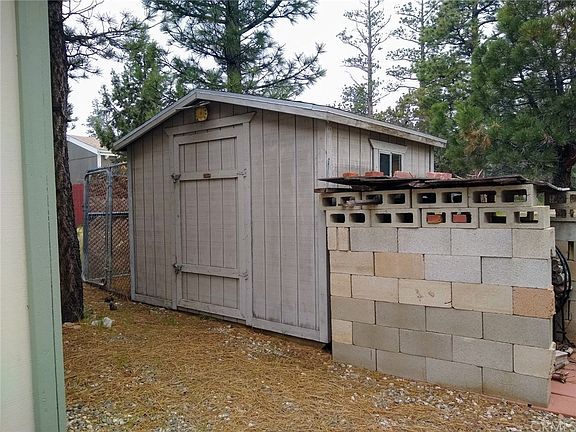 5th image of 925 Cypress Ln