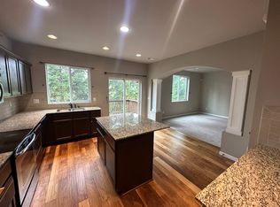 19020 25th Ave E, Tacoma, WA 98445