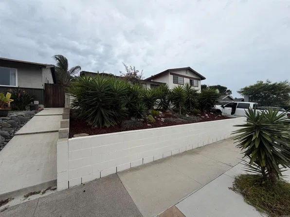4081 Mira Costa St, Oceanside, CA 92056