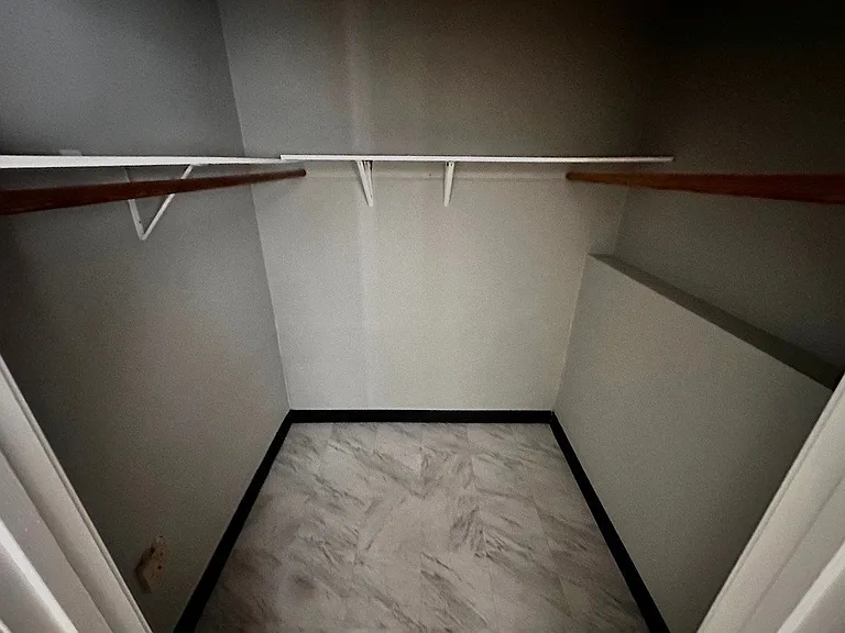 Corning House — Photo 17