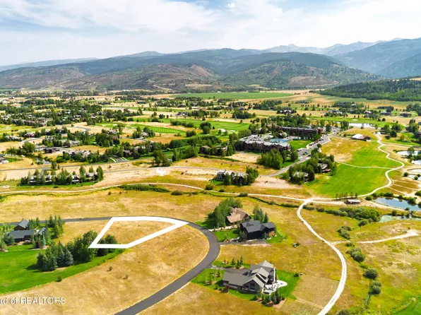 41 Winger Cir, Victor, ID 83455