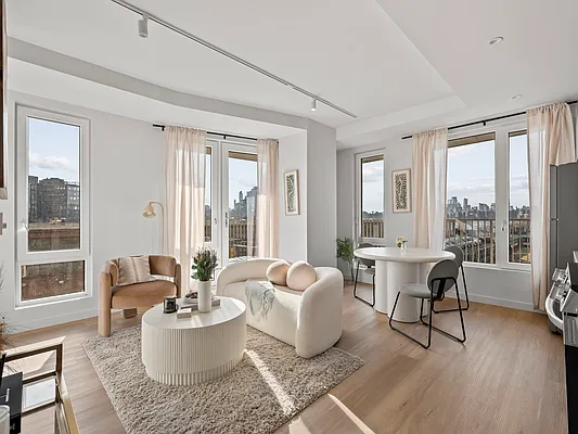 16 Greene Street #3N