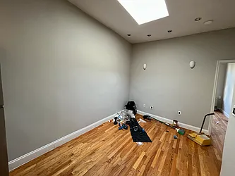 Rented by MADEHOME