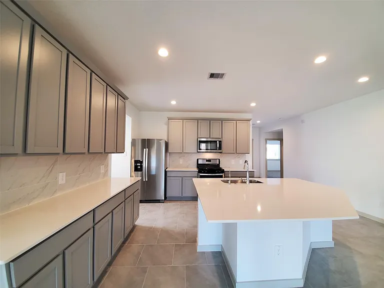 3314 Dagostino Creek Dr — Photo 15