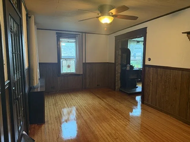 437 Jefferson St — Photo 7