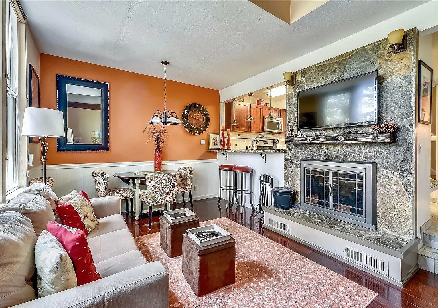 Tahoe City, Dollar Hill Ski Lease with Loft — Photo 2