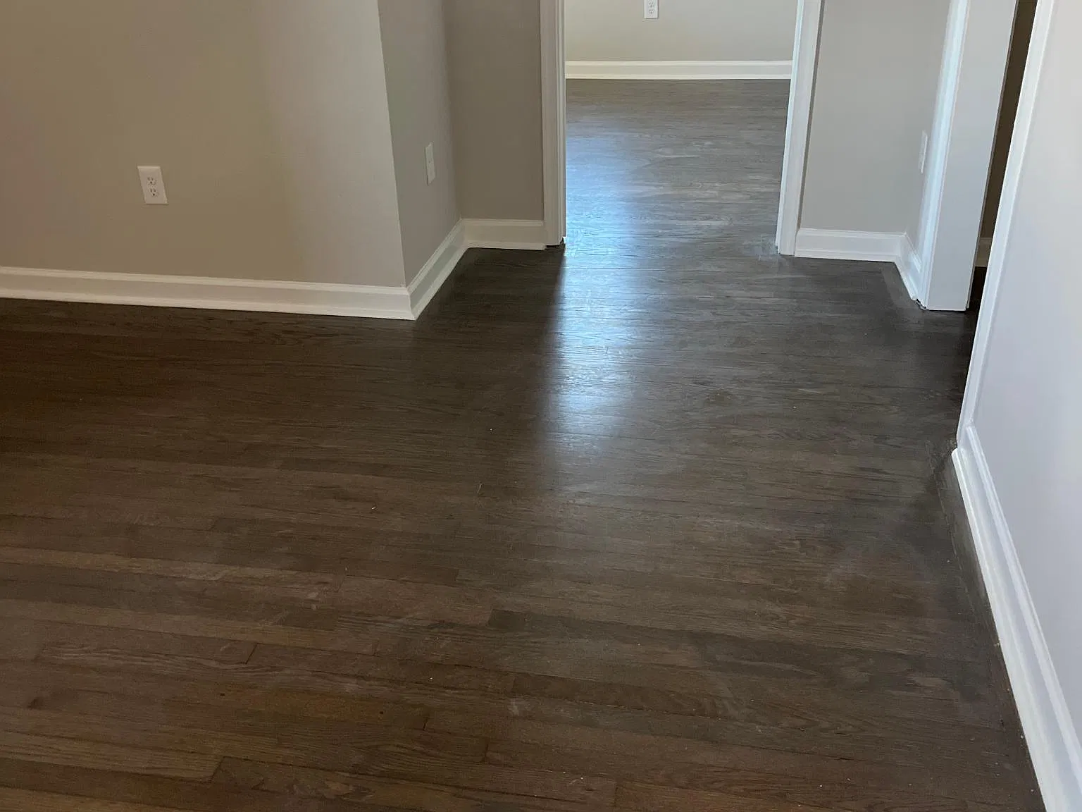 2 bed, 1.5 bath, 990 sqft, $1,350 — Photo 2