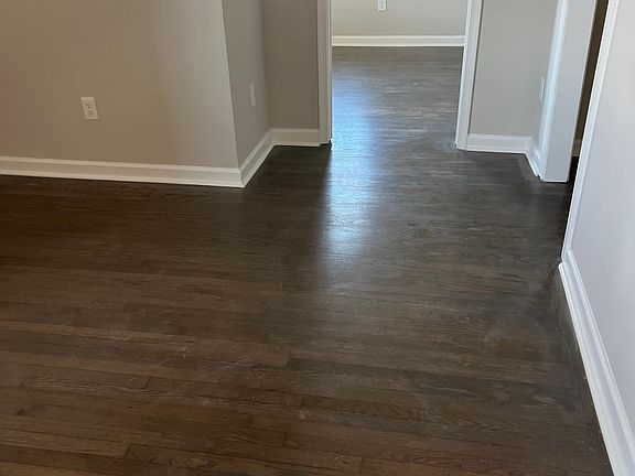 2nd image of 712 Longwood Ave