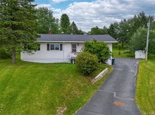 21 Mountain Rd, Saint John, NB E2J 2W7