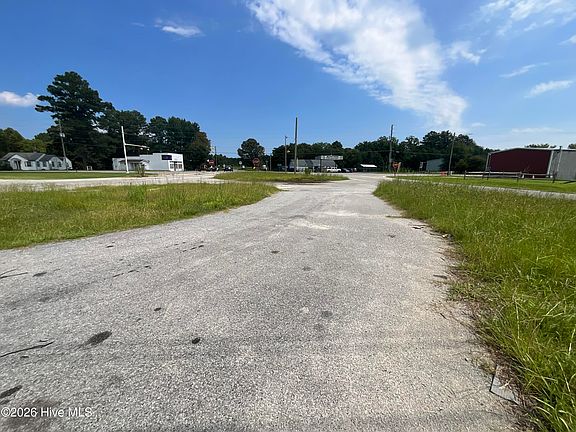 4th image of 2313 Carolina 222