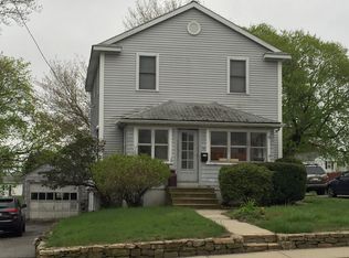 30 Fountain St, Milford, MA 01757
