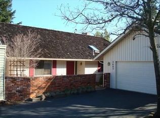 2685 Patriot Way, Medford, OR 97504