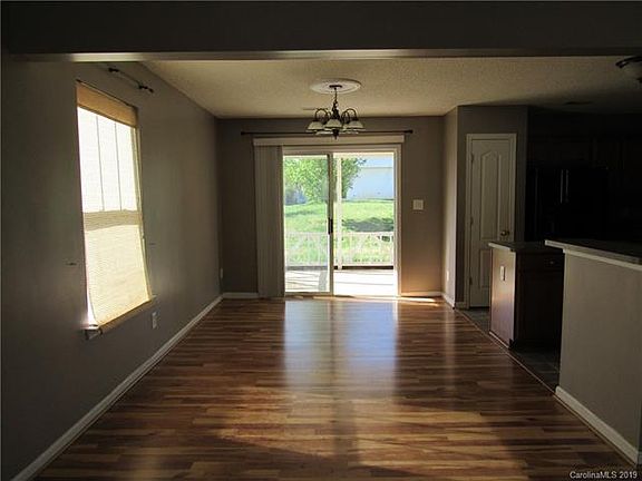 3rd image of 225 English Hills Dr