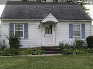 1416 Commonwealth Ave, Mayfield Heights, OH 44124