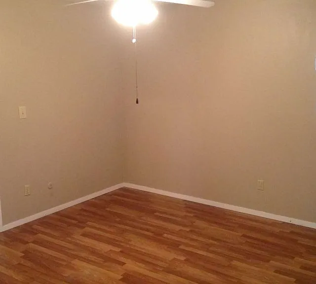 2120 Edmart St — Photo 11