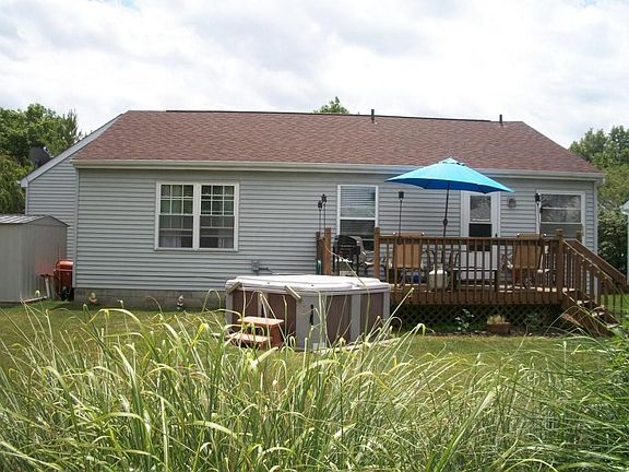 5th image of 270 Sorensen Dr